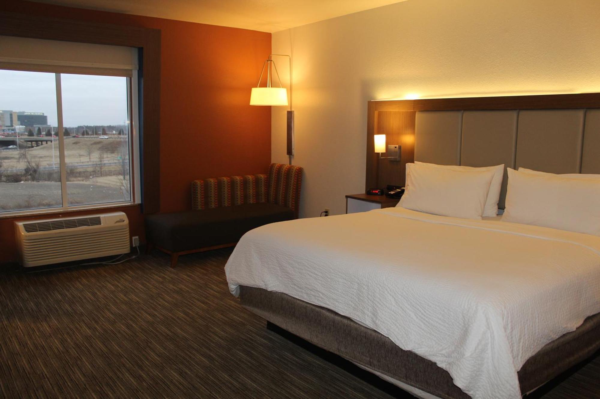 Holiday Inn Express Rockford-Loves Park By Ihg Exteriér fotografie